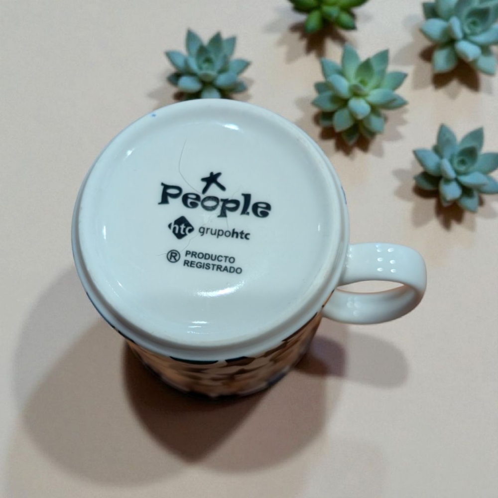 Multicolor Star Pattern Mug - Picture 6 of 7